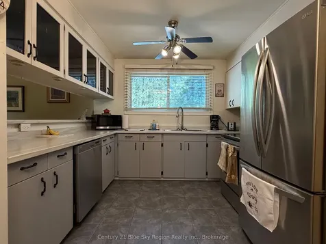108 Dalys Road North Bay ON P1B 8G4