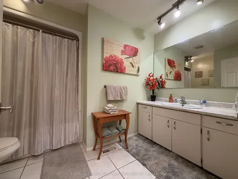 108 Dalys Road North Bay ON P1B 8G4