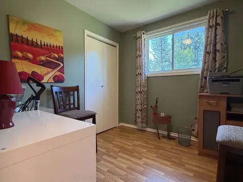 108 Dalys Road North Bay ON P1B 8G4