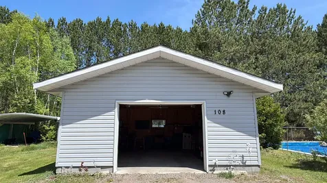 108 Dalys Road North Bay ON P1B 8G4