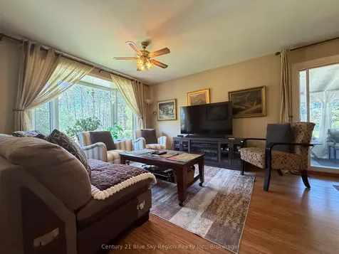 108 Dalys Road North Bay ON P1B 8G4
