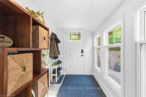 8 Tolhurst Avenue Brant ON N0E 1N0