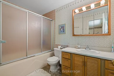 16 Breisacher Road Huntsville ON P1H 2N5