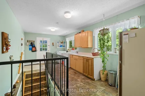 16 Breisacher Road Huntsville ON P1H 2N5