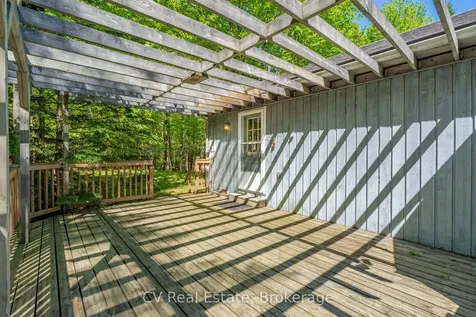 16 Breisacher Road Huntsville ON P1H 2N5