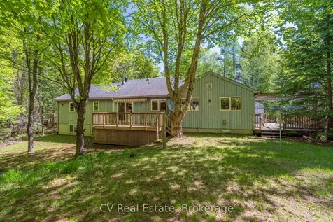 16 Breisacher Road Huntsville ON P1H 2N5