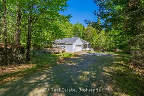 16 Breisacher Road Huntsville ON P1H 2N5