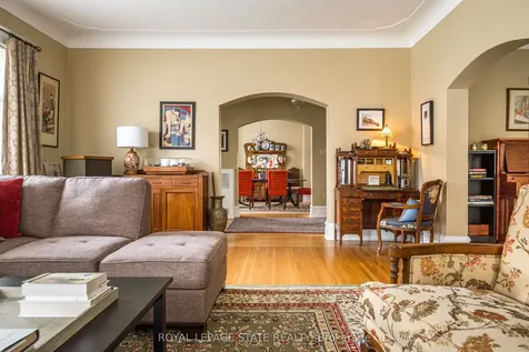 125 Delaware Avenue Hamilton ON L8M 1V2