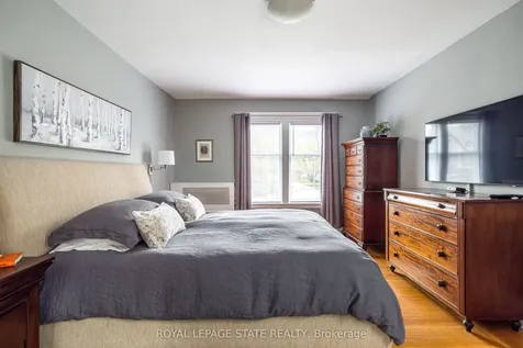 125 Delaware Avenue Hamilton ON L8M 1V2