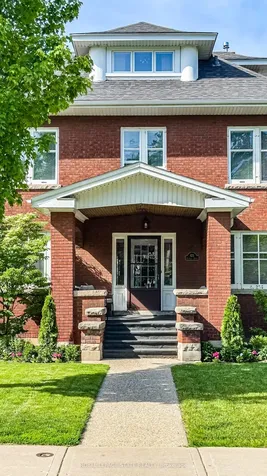125 Delaware Avenue Hamilton ON L8M 1V2