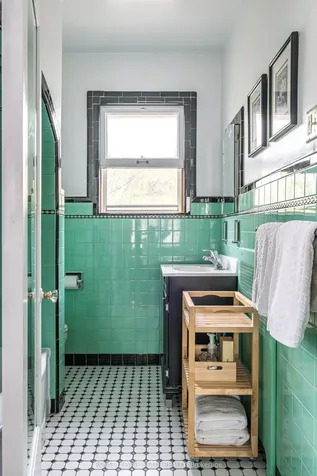 125 Delaware Avenue Hamilton ON L8M 1V2