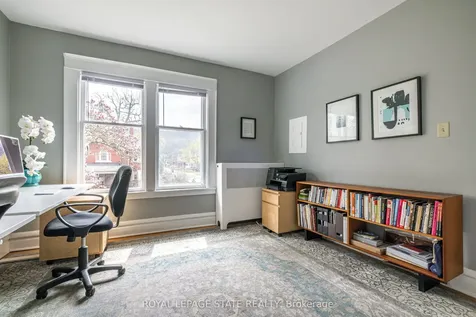 125 Delaware Avenue Hamilton ON L8M 1V2