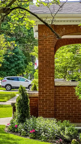 125 Delaware Avenue Hamilton ON L8M 1V2