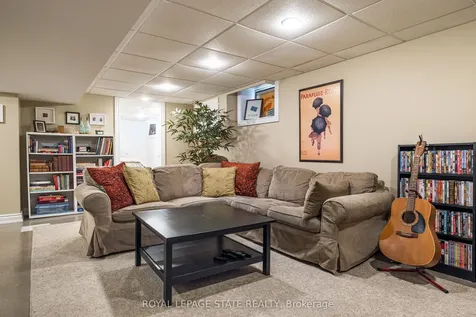 125 Delaware Avenue Hamilton ON L8M 1V2