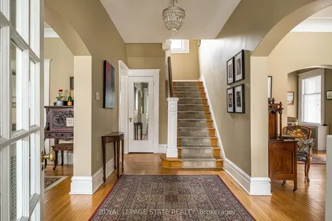 125 Delaware Avenue Hamilton ON L8M 1V2