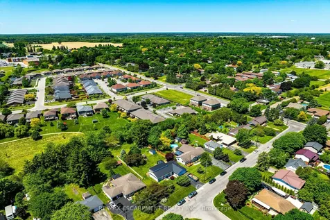 10 Elm Street Norfolk ON N3Y 3B3