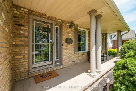 4 Bolger Drive St. Catharines ON L2N 7L3