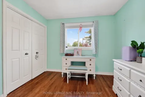 4 Bolger Drive St. Catharines ON L2N 7L3