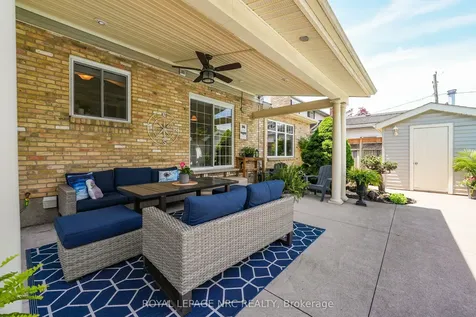 4 Bolger Drive St. Catharines ON L2N 7L3
