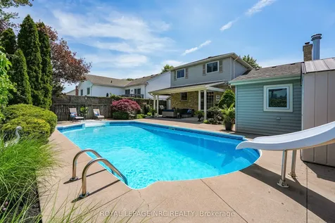 4 Bolger Drive St. Catharines ON L2N 7L3