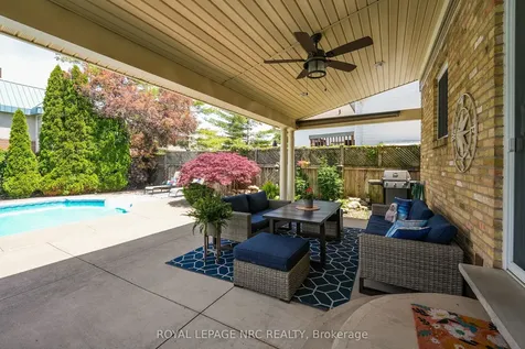 4 Bolger Drive St. Catharines ON L2N 7L3