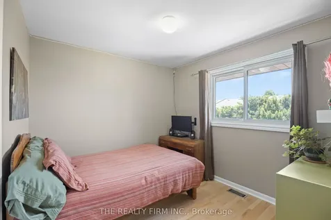 11 Brennan Drive Strathroy-caradoc ON N7G 3S2