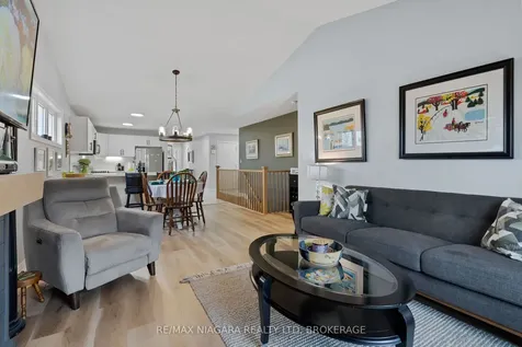149 Roselawn Crescent Welland ON L3C 0C5