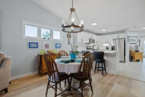149 Roselawn Crescent Welland ON L3C 0C5
