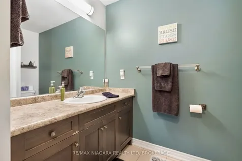 149 Roselawn Crescent Welland ON L3C 0C5