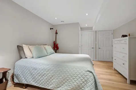 149 Roselawn Crescent Welland ON L3C 0C5