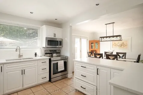 1233 Franklin Drive Peterborough ON K9H 6Z3
