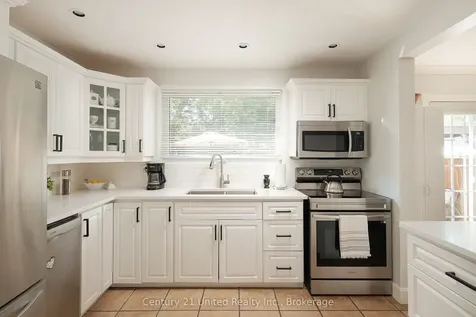 1233 Franklin Drive Peterborough ON K9H 6Z3