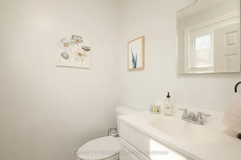 1233 Franklin Drive Peterborough ON K9H 6Z3