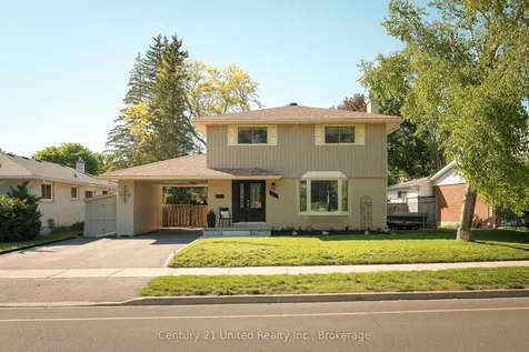 1233 Franklin Drive Peterborough ON K9H 6Z3