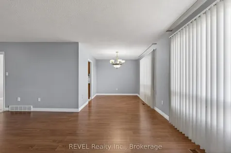 19 Lynwood Drive Hamilton ON L8E 3E7