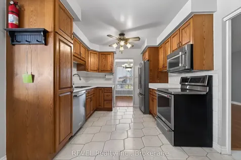 19 Lynwood Drive Hamilton ON L8E 3E7