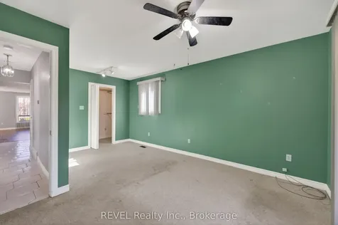 19 Lynwood Drive Hamilton ON L8E 3E7