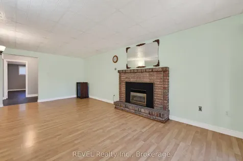 19 Lynwood Drive Hamilton ON L8E 3E7