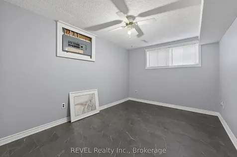 19 Lynwood Drive Hamilton ON L8E 3E7