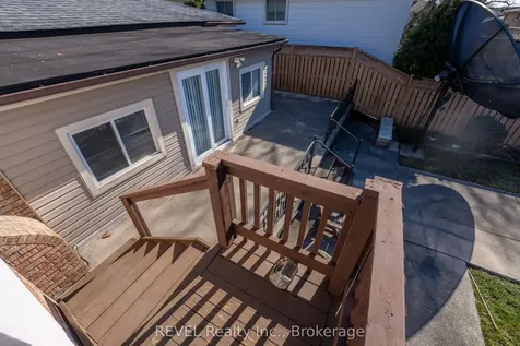 19 Lynwood Drive Hamilton ON L8E 3E7