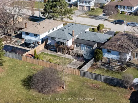 19 Lynwood Drive Hamilton ON L8E 3E7