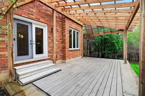 40 Maplevale Drive Hamilton ON L9G 0C5