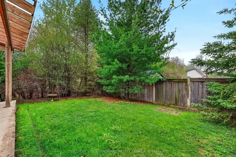 40 Maplevale Drive Hamilton ON L9G 0C5