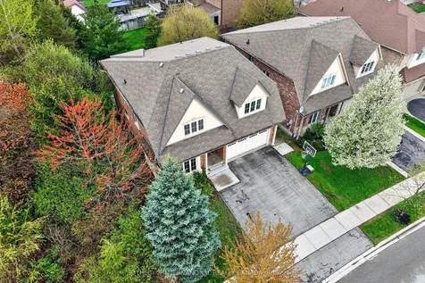 40 Maplevale Drive Hamilton ON L9G 0C5