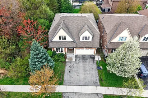40 Maplevale Drive Hamilton ON L9G 0C5