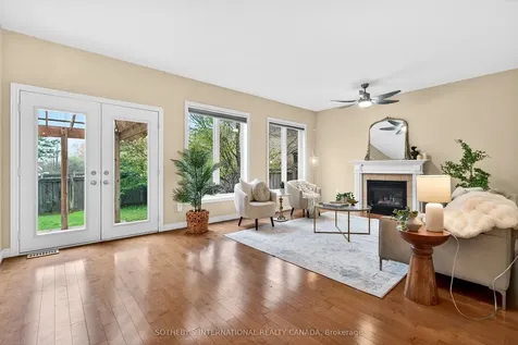 40 Maplevale Drive Hamilton ON L9G 0C5