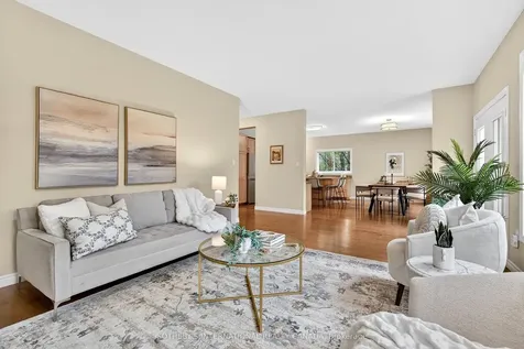 40 Maplevale Drive Hamilton ON L9G 0C5