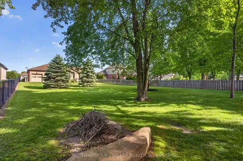 541 Juliana Drive Strathroy-caradoc ON N0L 1W0