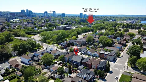 360 John Street N Hamilton ON L8L 4R1