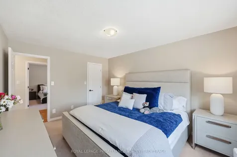 1380 Fisher Crescent Kingston ON K7M 8T2
